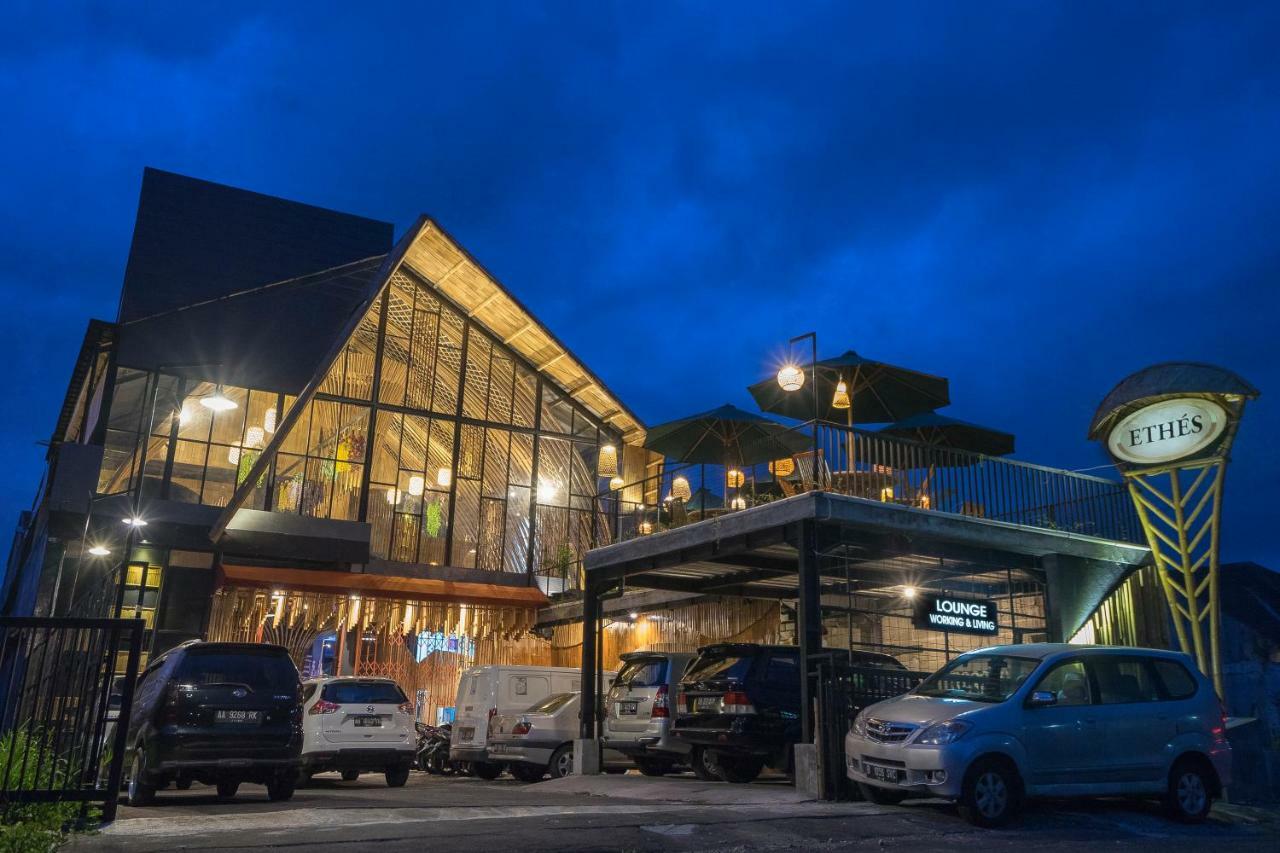 Hotel ETHES Coworking - Coliving&Lounge Ngaglik Exterior foto